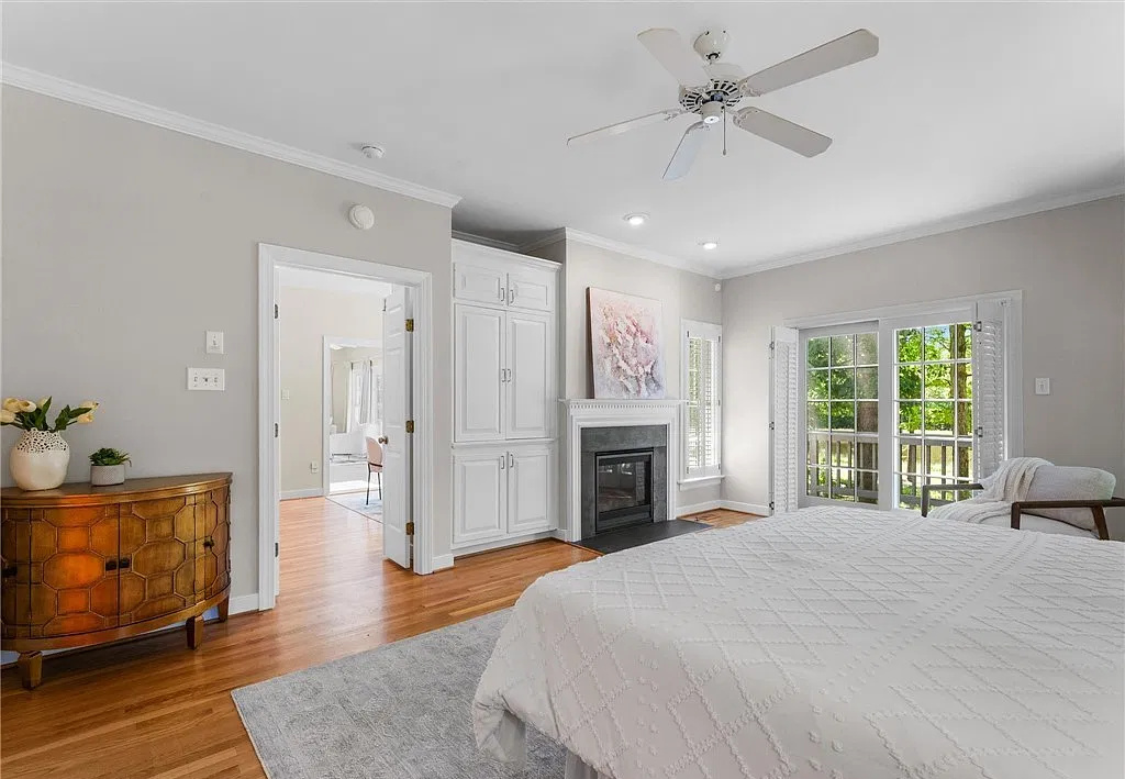 Professionally staged interior on Alldever Dr in Maidens, Virginia