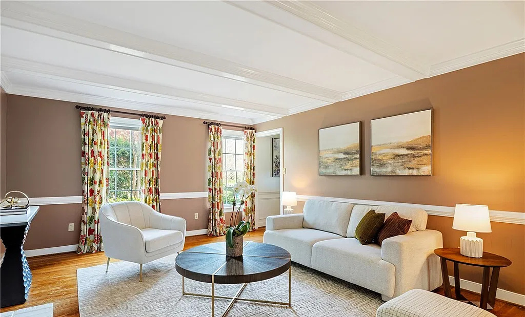 Professionally staged sitting room on Ballantrae Ct in Henrico, Virginia