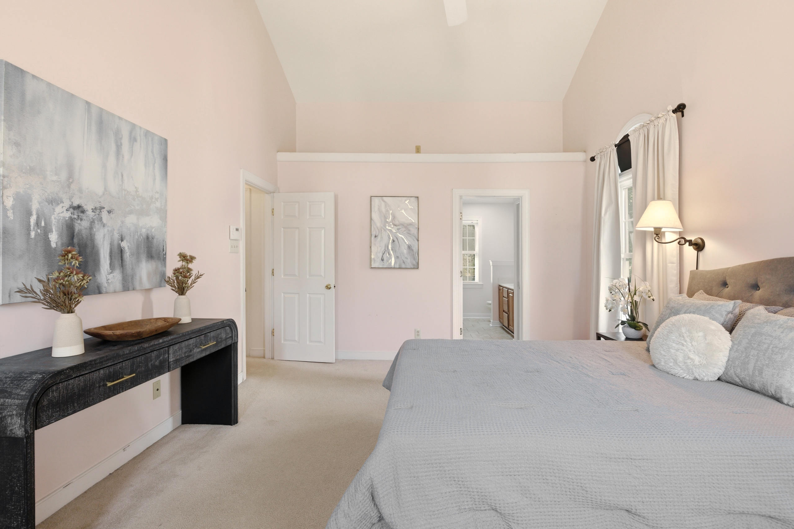 Professionally staged interior on Burning Oak Ct in Glen Allen, Virginia