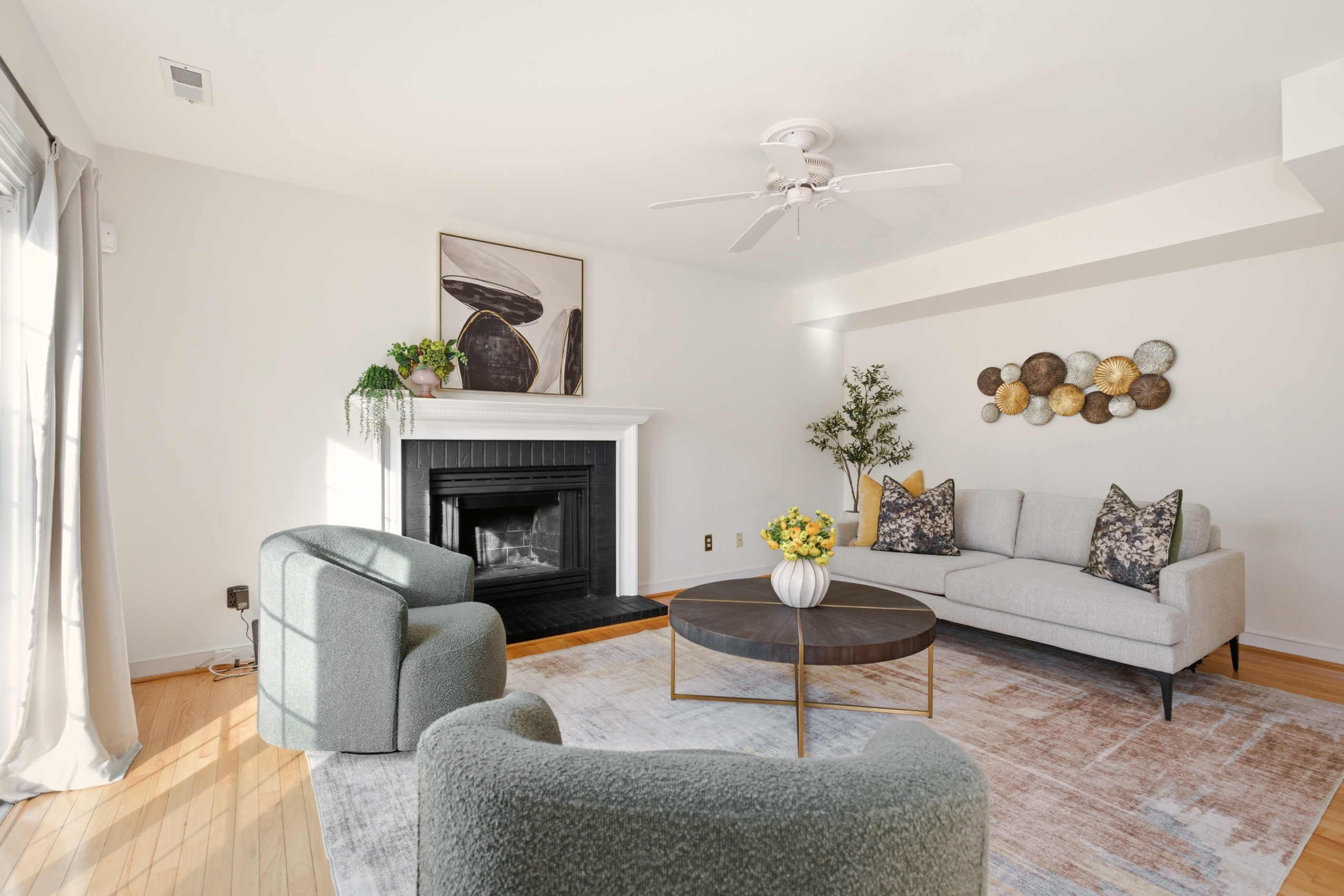 Professionally staged interior on Burning Oak Ct in Glen Allen, Virginia