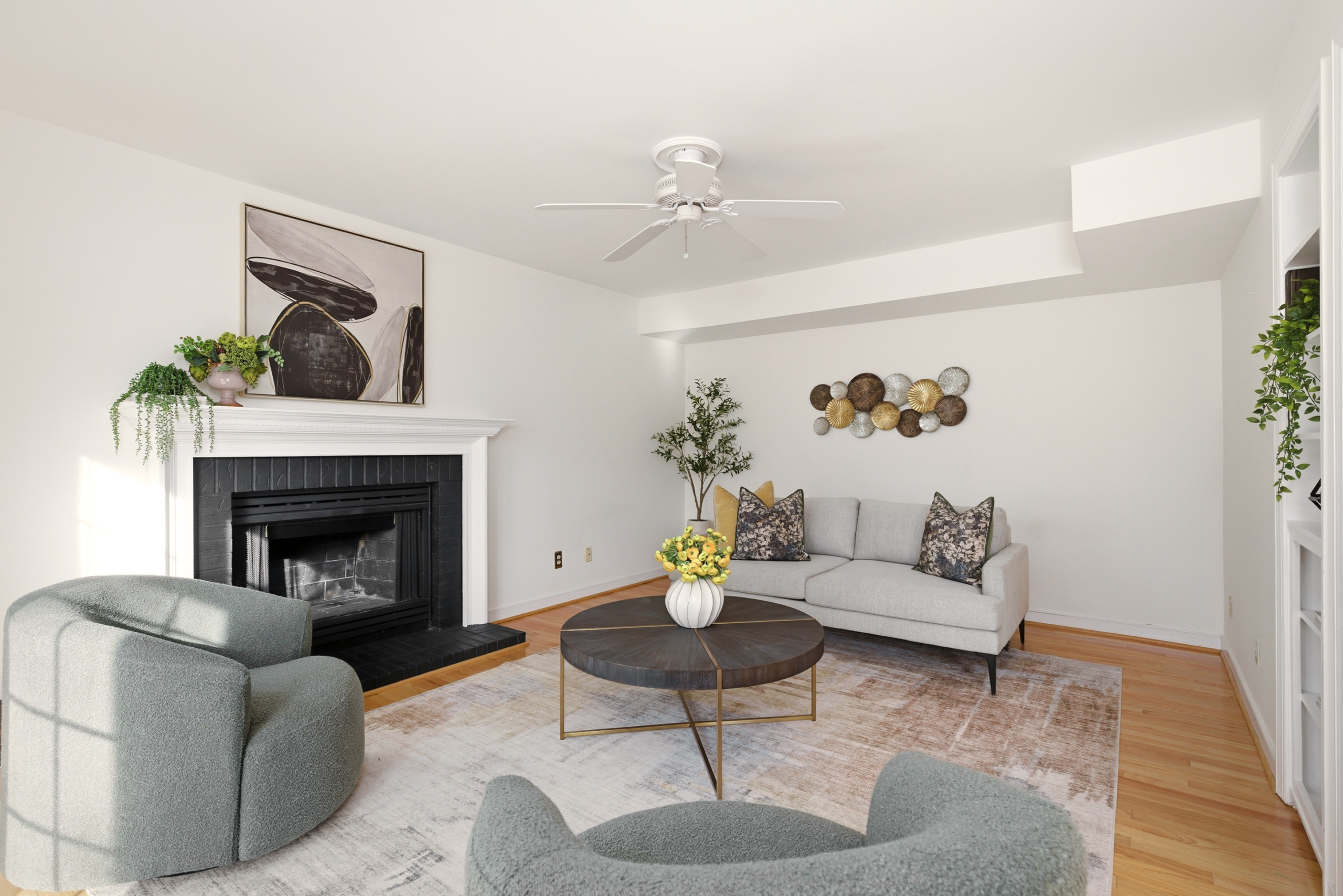 Professionally staged interior on Burning Oak Ct in Glen Allen, Virginia